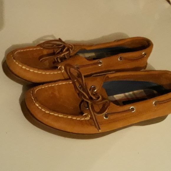 Sperry Boat Shoes - Picture 1 of 2
